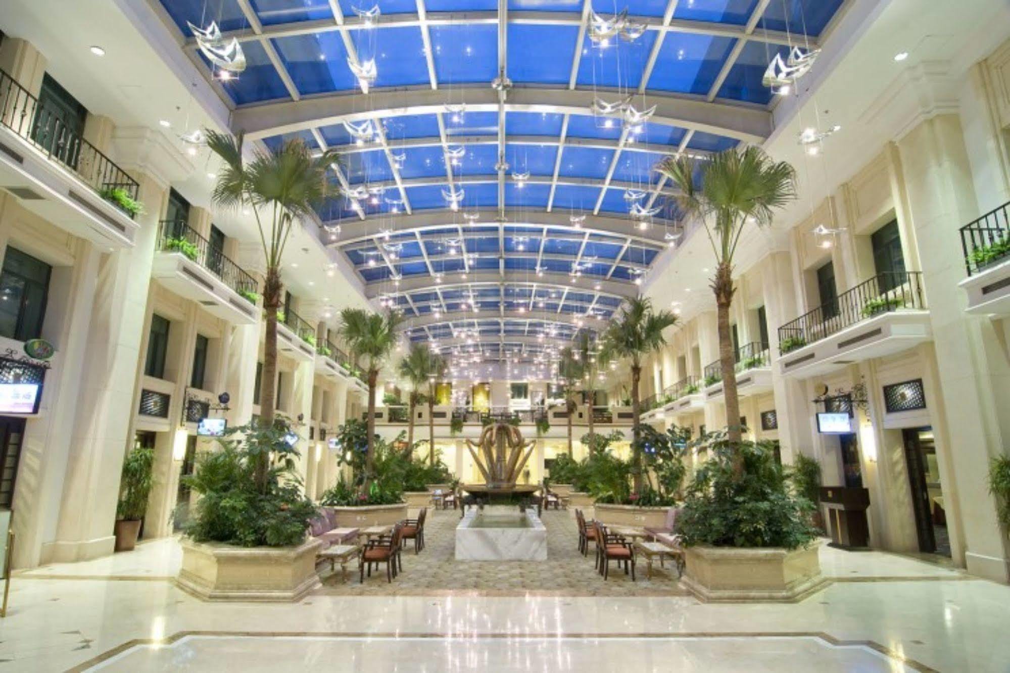 Beijing Jinlong Hotspring Hotel Esterno foto
